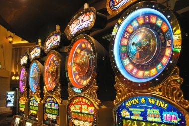 modalhoki mobile app interface showing live football markets and casino games